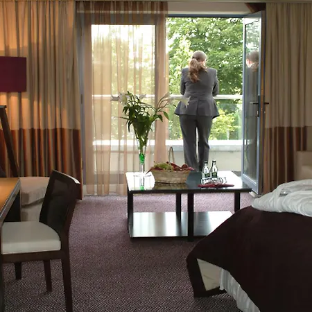 Shamrock Hotel 3*