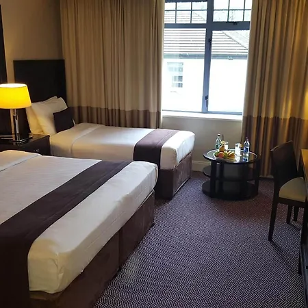 Shamrock فندق 3*