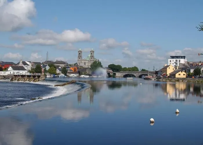 Shamrock 3* Athlone